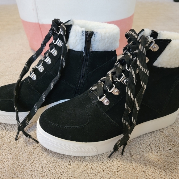 Steve Madden Size 8.5 - Picture 2 of 5